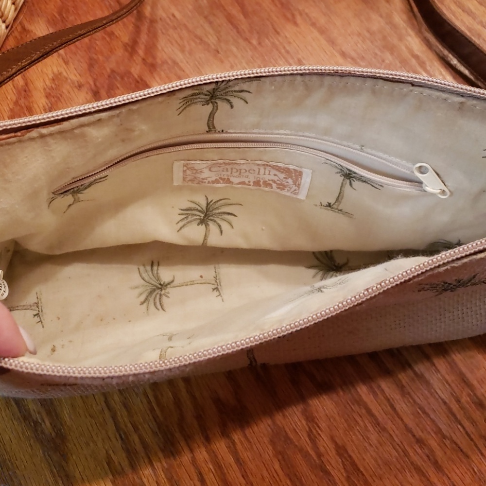 Purse - Picture 2 of 3